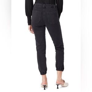 Women’s Paige Mayslie Denim Jogger. Black. Size 31